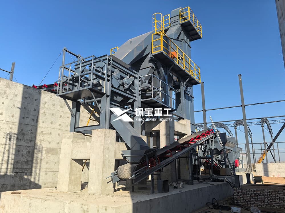 Asphalt pavement crushing and screening machine