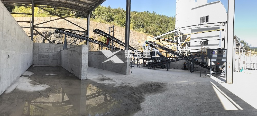 Asphalt pavement crushing and screening machine5